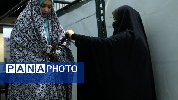 برگزاری مراسم شب قدر در امامزاده بی بی سکینه صفادشت 
