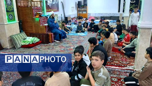 آغاز اعتکاف دانش‌آموزی پسران در مسجد فاطمه زهرا(س) شهرک سیدجمال‌الدین نظرآباد