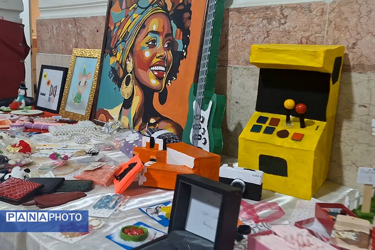 هفته ماها با کشف استعدادهای برتر هنری در زینبیه۲