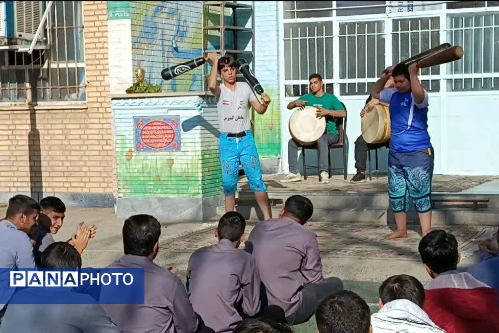 المپیاد ورزشی درون مدرسهای، نمایش منش پهلوانی