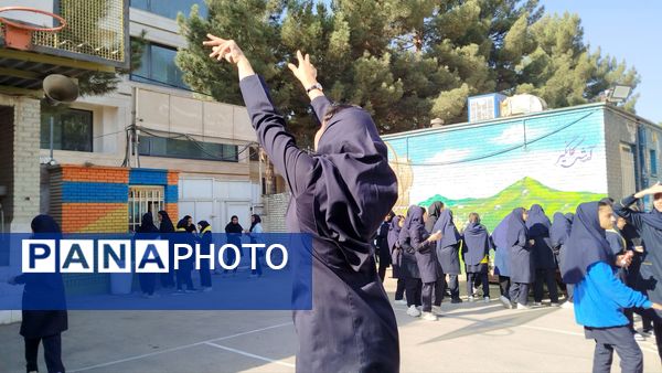 المپیاد درون مدرسه‌ای دبیرستان پیرایش یک 