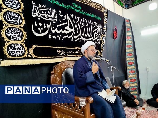 مجلس عزای حسینی در حوزه علمیه امام صادق (ع) کاشمر