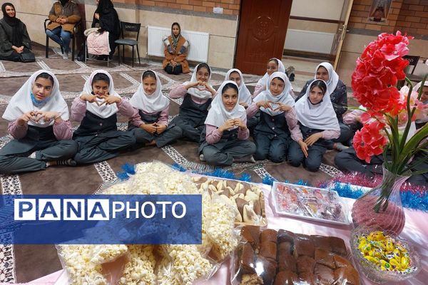 گذر از کودکی به جوانی؛ مدارس فیروزکوه میزبان «جشن بلوغ» دانش‌آموزان شدند