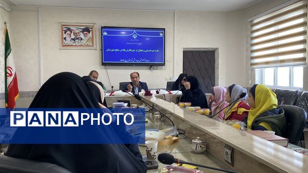 جلسه هم‌اندیشی وتجلیل از خبرنگاران ویژه دختران خبرنگار پانا درسطح شهرستان