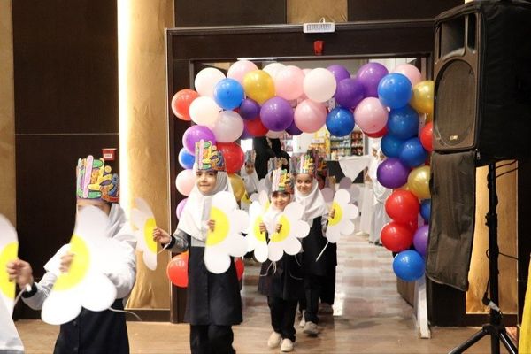 برگزاری جشن الفبای دانش‌آموزان دبستان دخترانه سما شیروان