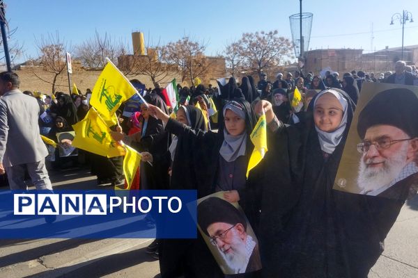 نهم دی تجلی غرور و اراده مردم ایران