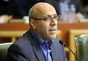 تاکسی اینترنتی به دلیل داشتن مجوز از نهادی دیگر، نمی‌توانند از نظارت شهرداری خارج شود