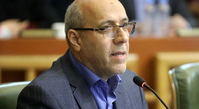 تاکسی اینترنتی به دلیل داشتن مجوز از نهادی دیگر، نمی‌توانند از نظارت شهرداری خارج شود