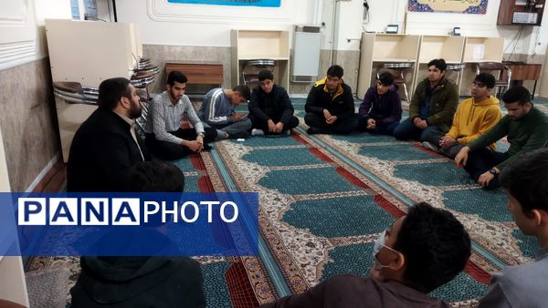 آموزش مداحی در دبیرستان شاهد ابوذر غفاری نیشابور 