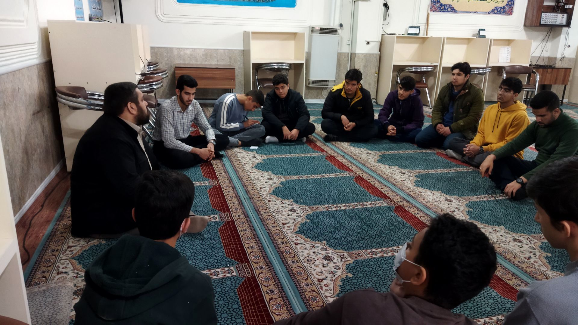 آموزش مداحی در دبیرستان شاهد ابوذر غفاری نیشابور 