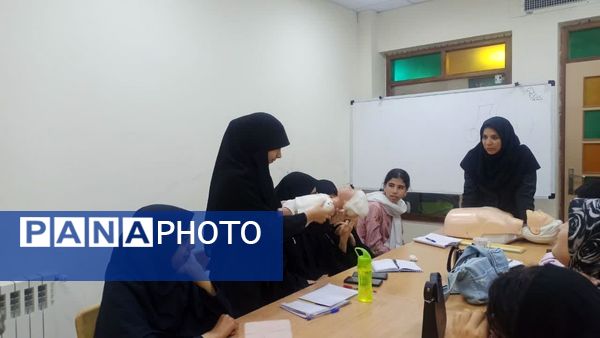 صد روز صد تجربه در فرهنگسرای الهیه