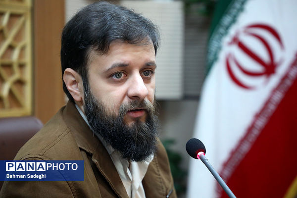نشست خبری طرح ملی زندگی با آیه ها به وقت نوجوانی