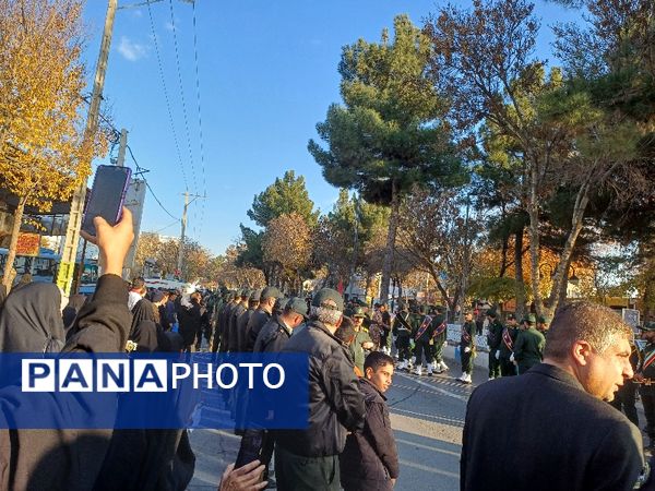 استقبال پرشور مردم از شهدای گمنام در شهرستان شیروان