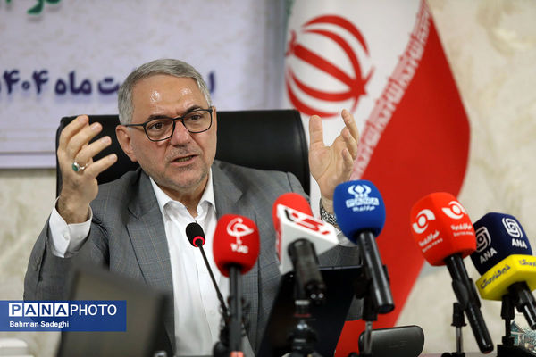 نشست علمی هوش مصنوعی و توسعه علوم و فناوری های نوین در آموزش و پرورش