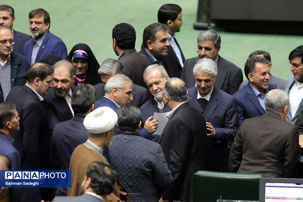 تقدیم لایحه بودجه سال ۱۴۰۵ به مجلس شورای اسلامی