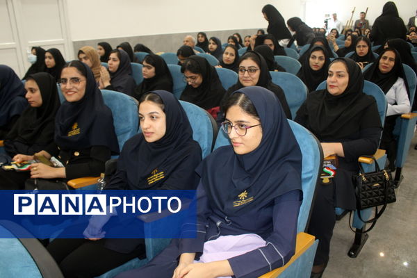همایش تجلیل از برترین‌های کنکور سراسری 1403 استان بوشهر