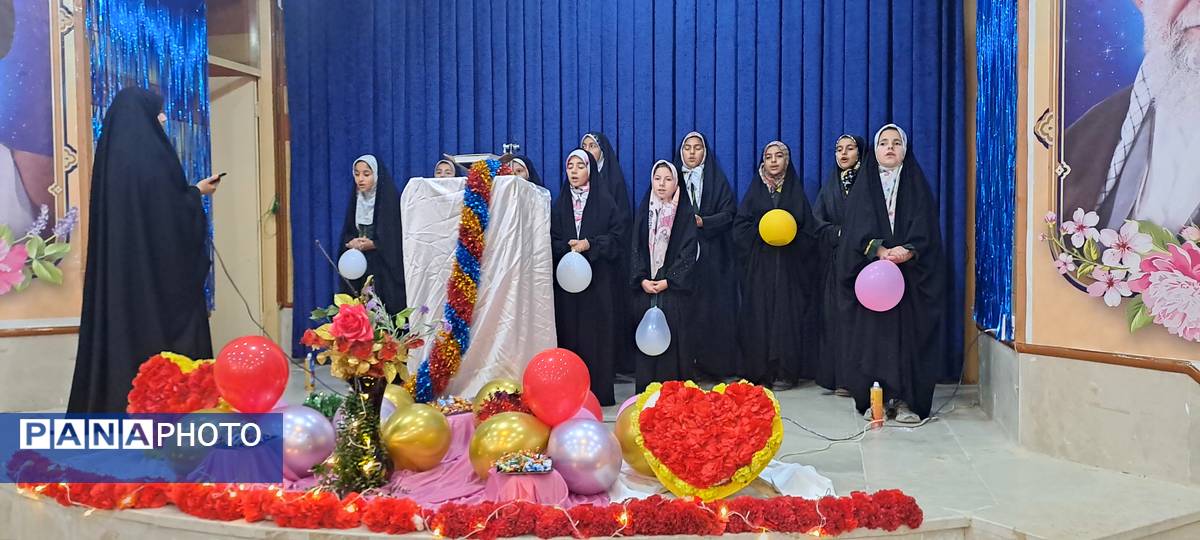 مراسم ولادت حضرت زهرا (س) و بزرگداشت روز مادر در منطقه زرین آباد