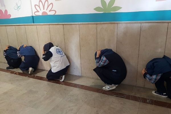 مانور سراسری زلزله و ایمنی در مدارس پردیس