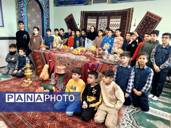 جشن یلدایی در مدرسه شهدای فرهنگی شهرستان شیروان