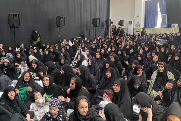 همایش شیرخوارگان حسینی در شهرستان اسلامشهر