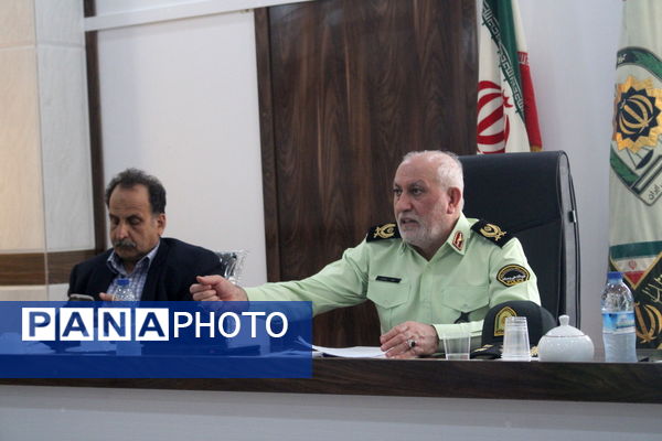 نشست خبری فرمانده انتظامی استان بوشهر با اصحاب رسانه 