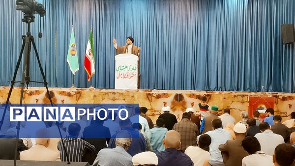 نماز جمعه در حرم مطهر امامزاده جعفر بن موسی الکاظم (ع) پیشوا 