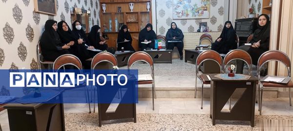 نشست معاونین پرورشی متوسطه اول مدارس ناحیه ۳ مشهد