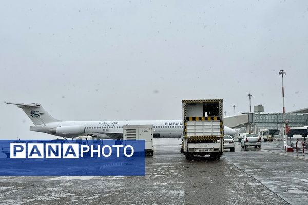 وضعیت فرودگاه بین الملی شهید هاشمی‌نژاد در روزهای برفی مشهد