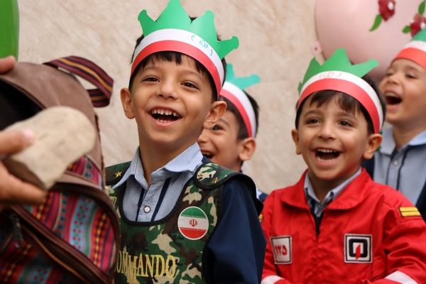 غنچه های بهارستانی آغاز سال تحصیلی را جشن گرفتند