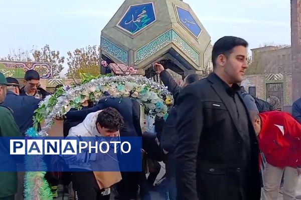 مراسم بدرقه دانش آموزان پسر ناحیه یک و دو شهرری در اردوی راهیان نور 