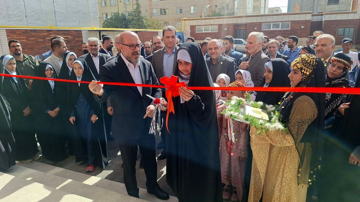 افتتاح 2 مدرسه جدید در شهرک وحدت نگارستان  در البرز 