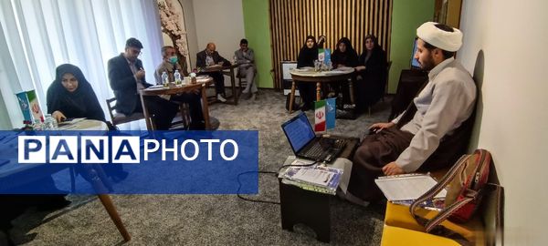 نشست معاونین پرورشی متوسطه اول مدارس ناحیه ۳ مشهد