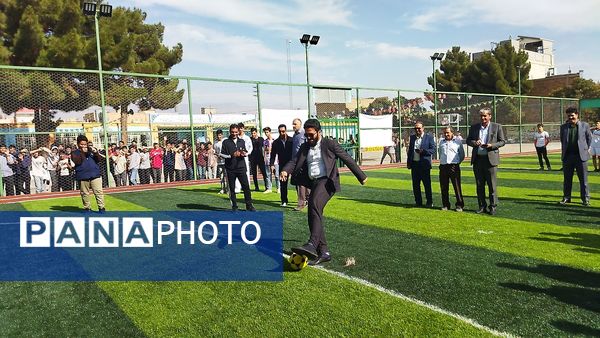 آیین افتتاح زمین چمن مصنوعی شهید دانشجو