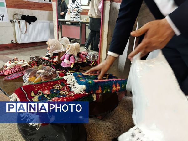 هفته فرهنگی هنری (ماها) در آموزشگاه شهدای معلم ۲