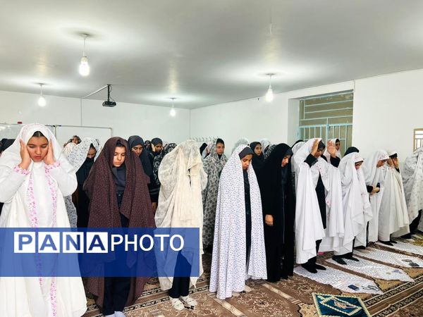 آیین تجلیل از برگزیدگان مسابقات قرآنی، فرهنگی و هنری در خاتم