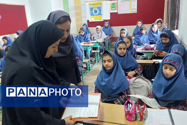 بازدید گروه های آموزشی از کلاس های دبستان خورسندیان دو