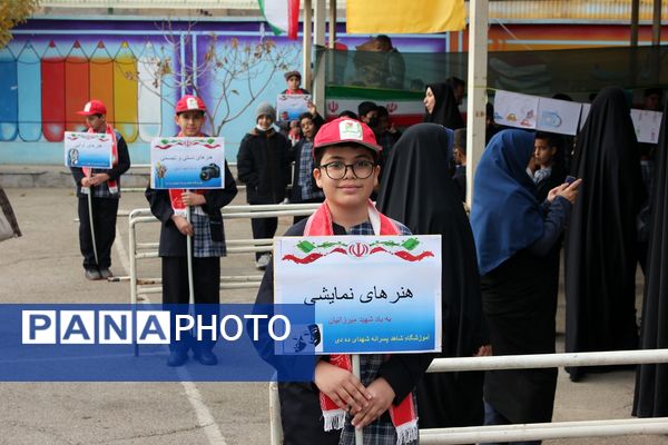  افتتاح جشنواره «امید فردا» در مدرسه شاهد ده دی ورامین