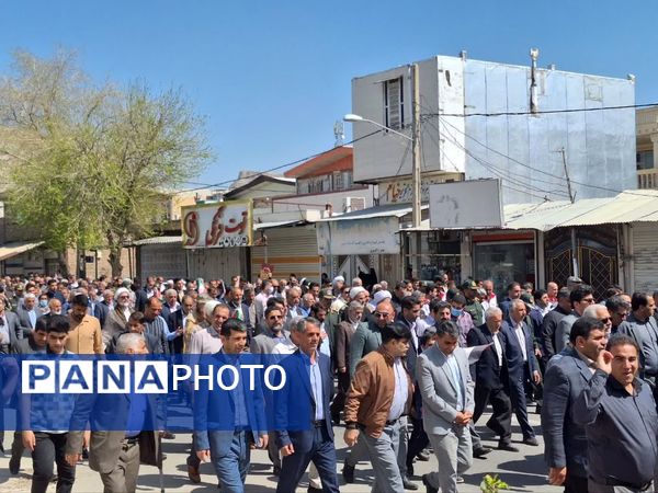 مردم پلدختر و معمولان در راهپیمایی روز قدس حضوری پرشور داشتند
