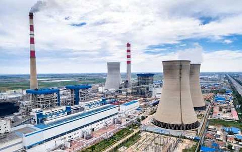 تکذیب مصرف سوخت مایع در نیروگاه‌های ری و پرند