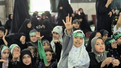 روایتی از حضور کودکان و نوجوانان در یادواره‌ شهدای روستای پیل بلده