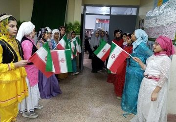 نمایشگاه فرهنگی_هنری و جشن ایرانمون در دبستان شهید آقچه‌لو رباط‌کریم