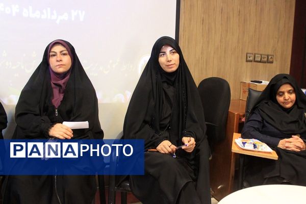 برگزاری نشست بصیرتی جهاد تبیین پیشرفت مدارس در بهارستان‌دو