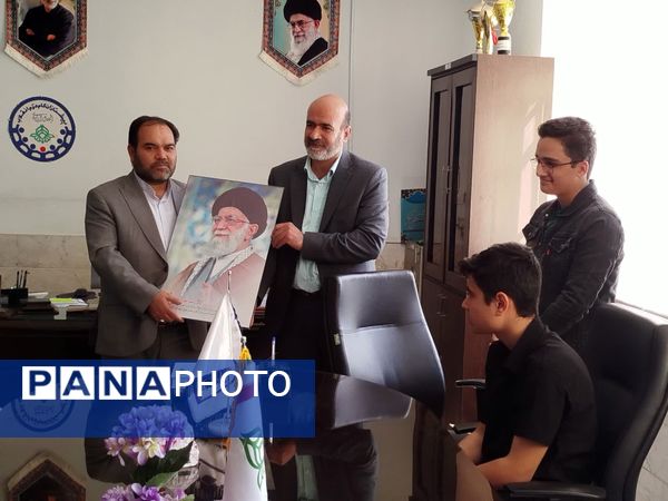  دیدار مسئولین اتحادیه انجمن اسلامی مدارس شهرستا‌ن با معاون پرورشی و تربیت بدنی کاشمر