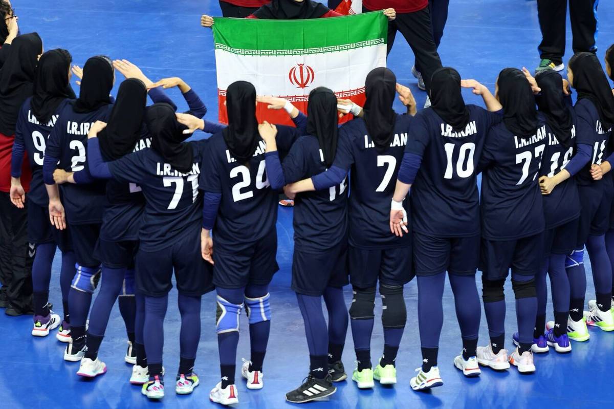 پیام تبریک وزیر امور خارجه در پی قهرمانی تیم هندبال دختران