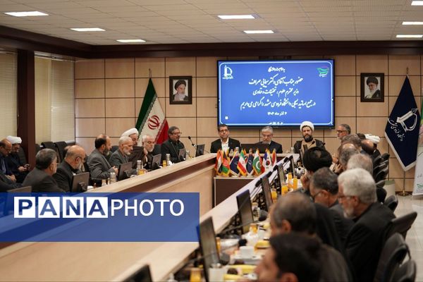 هم‌اندیشی بسیج اساتید با وزیر علوم، تحقیقات و فناوری مشهد