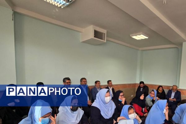 گرامیداشت روز جهانی معلولین در مدرسه استثنایی دخترانه شهدای تقی زاده ۳ کهریزک 