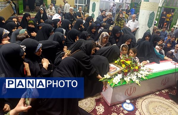 مراسم وداع با پیکر شهید مدافع وطن در شهرستان کوهپایه 