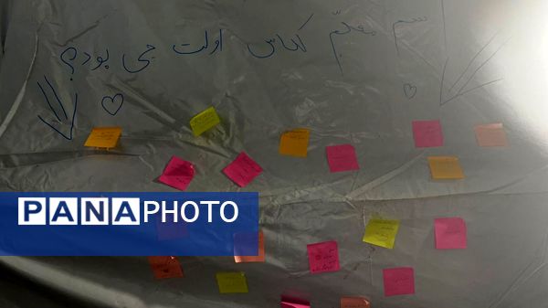 برپایی غرفه زنگ مدرسه در شهرستان محلات
