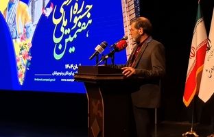 زبان فارسی؛ یکی از چهار زبان کهن و کم‌تحول دنیا