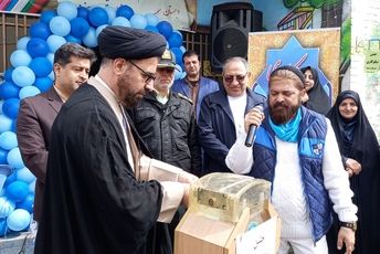 جشن نیکوکاری در مدارس فلاورجان برگزار شد